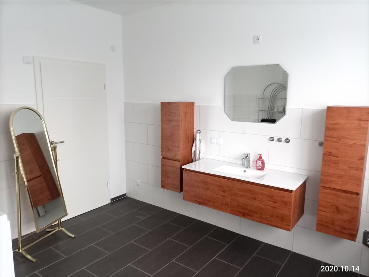 Apartment O3 - Gehobene 6-Zimmer Wohnung 175Qm Fuer 1-7 Personen 2X Dz 3X Ez 그라펜뵈어 외부 사진